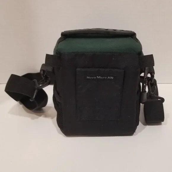 Lowepro Nova Micro AW Camera Shoulder Bag (Forest Green/Black), EUC - Picture 3 of 13